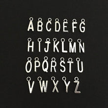 Last inn bildet i Galleri-visningsprogrammet, Til mitt Barnebarn bokstav-nøkkelring-gave