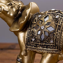 Last inn bildet i Galleri-visningsprogrammet, Statue Av Gylden Elefant
