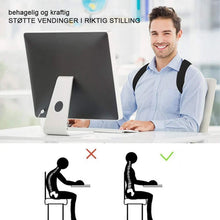 Last inn bildet i Galleri-visningsprogrammet, Skulder holdnings korrigering med å føre dem bakover