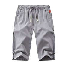 Last inn bildet i Galleri-visningsprogrammet, Ensfarget uformelle kuttede bukser i bomull og lin for menn