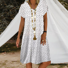 Last inn bildet i Galleri-visningsprogrammet, V-hals prikkete kjole