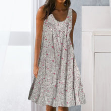 Last inn bildet i Galleri-visningsprogrammet, Tank-kjole med blomster-trykk