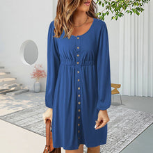 Last inn bildet i Galleri-visningsprogrammet, Ensfarget kjole med lange ermer