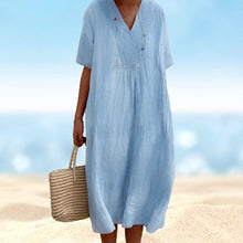 Last inn bildet i Galleri-visningsprogrammet, V-hals ensfarget kjole med korte ermer