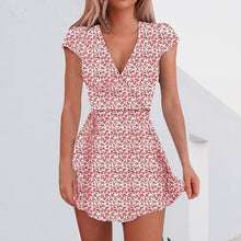 Last inn bildet i Galleri-visningsprogrammet, Blomstret mini kjole