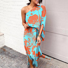 Last inn bildet i Galleri-visningsprogrammet, Elegant blomsteret kjole med skrå  utringning og enkelt ermet