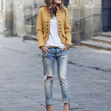 Last inn bildet i Galleri-visningsprogrammet, Blazer med knapper