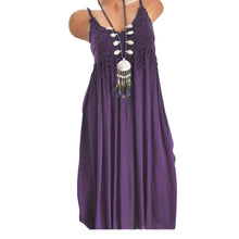 Last inn bildet i Galleri-visningsprogrammet, Ensfarget strand-kjole med blonder