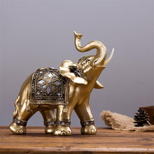 Last inn bildet i Galleri-visningsprogrammet, Statue Av Gylden Elefant