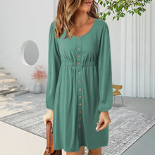 Last inn bildet i Galleri-visningsprogrammet, Ensfarget kjole med lange ermer