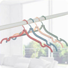 Last inn bildet i Galleri-visningsprogrammet, Retractable Portable Travel Hanger