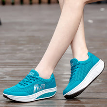 Last inn bildet i Galleri-visningsprogrammet, Mesh rocking shoes