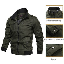 Last inn bildet i Galleri-visningsprogrammet, Ensfarget jakke med stativkrage