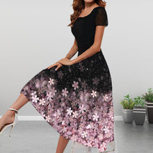 Last inn bildet i Galleri-visningsprogrammet, Trykt kjole med firkantet hals