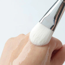 Last inn bildet i Galleri-visningsprogrammet, Skjønnhetsverktøy: beholder med dispenser og maske-børste