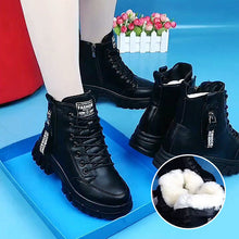 Last inn bildet i Galleri-visningsprogrammet, Høytopp for kvinner, varme Martin-støvler i skinn