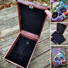 Last inn bildet i Galleri-visningsprogrammet, Skjult nøkkelboks for hodeskalle og natur