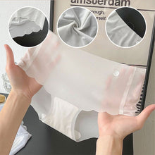 Last inn bildet i Galleri-visningsprogrammet, Sømløst dameundertøy laget av issilke