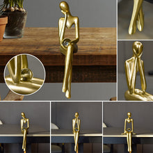 Last inn bildet i Galleri-visningsprogrammet, Sittende skulpturer av Aurélien