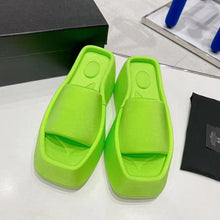 Last inn bildet i Galleri-visningsprogrammet, Luksussandaler med firkantet tå