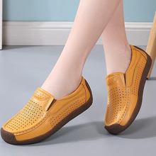 Last inn bildet i Galleri-visningsprogrammet, Mote, uformelle, sklisikre, hule, flate sko i lær