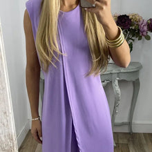 Last inn bildet i Galleri-visningsprogrammet, Todelt sett med ermeløs rund hals for kvinner