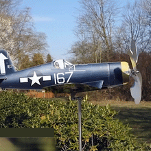 Last inn bildet i Galleri-visningsprogrammet, Dekorasjon av vindmĂžlle i hagen