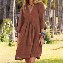 Last inn bildet i Galleri-visningsprogrammet, Uformelt kjole med v-hals