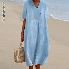 Last inn bildet i Galleri-visningsprogrammet, V-hals ensfarget kjole med korte ermer