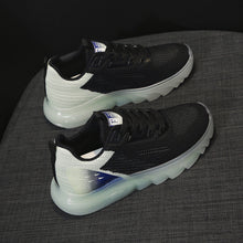 Last inn bildet i Galleri-visningsprogrammet, Pustende Flyknit-sko