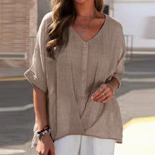Last inn bildet i Galleri-visningsprogrammet, V-hals Halvermet Bluse med Knapper
