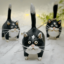 Last inn bildet i Galleri-visningsprogrammet, Kitty miniatyrskulptur
