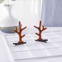Last inn bildet i Galleri-visningsprogrammet, Christmas New Antler Plysj hårnåler
