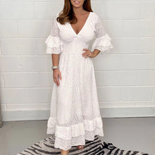 Last inn bildet i Galleri-visningsprogrammet, Broderi Anglaise Frill Sleeve Midi-kjole med ermer med broderi
