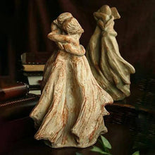 Last inn bildet i Galleri-visningsprogrammet, Sweet Hour of Prayer Inspirerende skulptur av kvinne som ber
