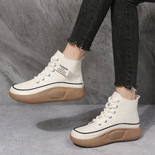 Last inn bildet i Galleri-visningsprogrammet, Women&#39;s High Top Thick Sole Martin Boots
