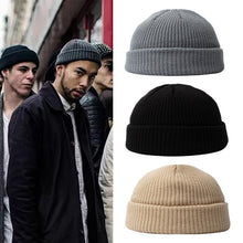 Last inn bildet i Galleri-visningsprogrammet, Warm wool knitted hat
