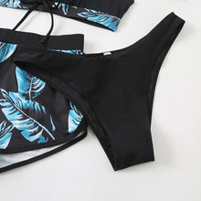 Last inn bildet i Galleri-visningsprogrammet, Bikini med blad-trykk
