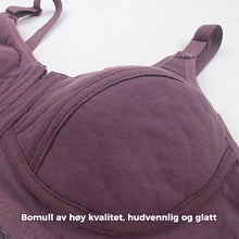 Last inn bildet i Galleri-visningsprogrammet, Dameglidelås foran pluss størrelse BH
