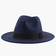 Last inn bildet i Galleri-visningsprogrammet, Fedora i britisk stil
