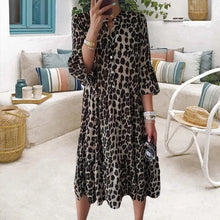 Last inn bildet i Galleri-visningsprogrammet, Midi-kjole med leopard-mønster
