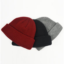 Last inn bildet i Galleri-visningsprogrammet, Warm wool knitted hat
