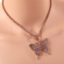 Last inn bildet i Galleri-visningsprogrammet, Crystal Pave Butterfly anheng halskjede
