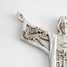 Last inn bildet i Galleri-visningsprogrammet, Risen Christ Wall Cross Jesus Figurer
