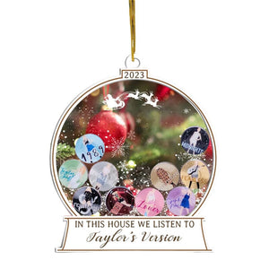 I dette huset lytter vi til Taylors versjon av Ornament